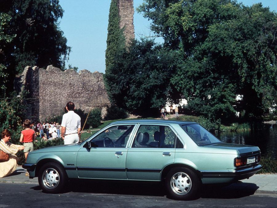  Opel Rekord 1977 года  (фото 9 из 17)